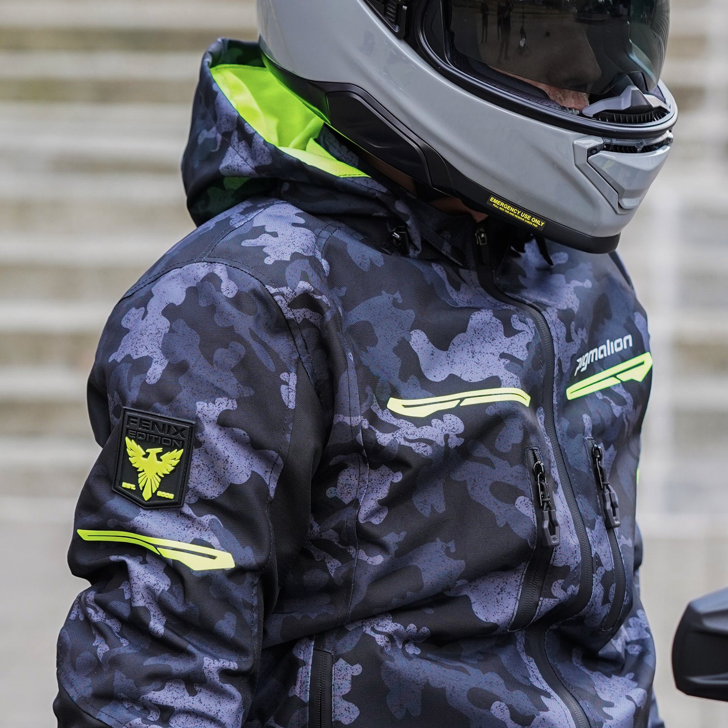 Chaqueta Fenix Camo Gris