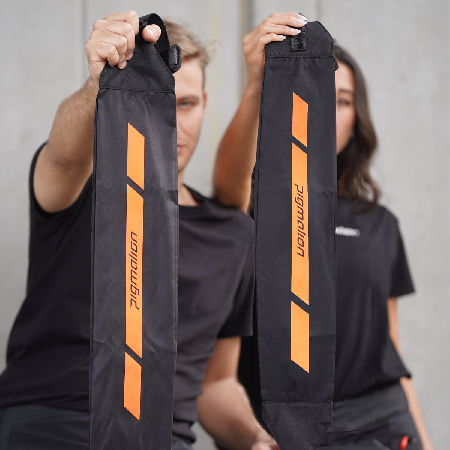 Promo Portacascos Naranja — Lleva 2 o más y ahorra