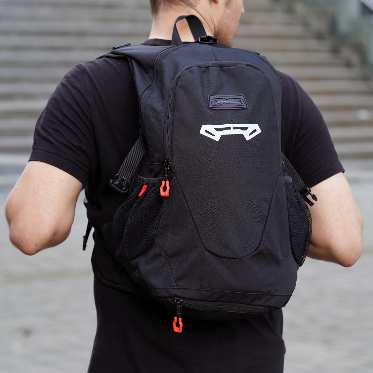 Motomorral Essential 25L portacasco para moto Pigmalion Colombia