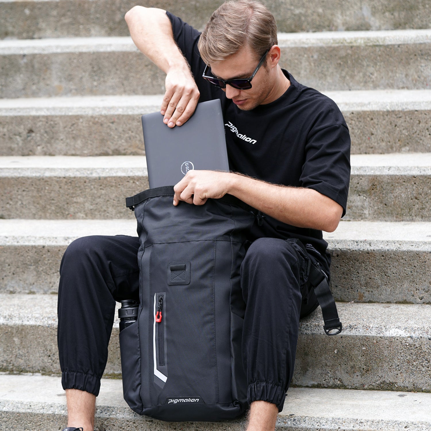 Motomorral Minimal negro impermeable 20L drybag para moto Pigmalion